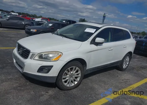 2010 Volvo Xc60 T6/T6 R-Design из США, поврежденный, VIN YV4992DZ9A2023328